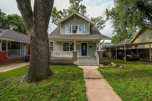 521 W 4th Ave, El Dorado, KS, 67042-1824 | Card Image