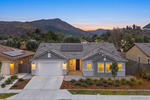 3132 Shue, Escondido, CA, 92027 | Card Image