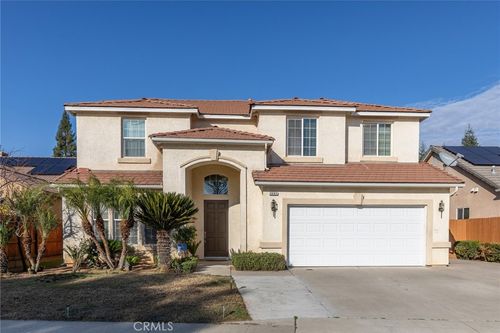 2681 Wrenwood Ave, Clovis, CA, 93611-8582 | Card Image