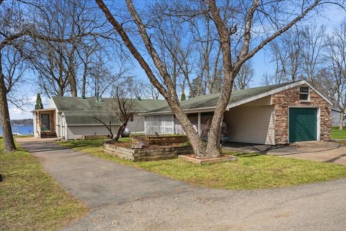 1251 Polk Saint Croix Road, Star Prairie, WI, 54026 | Card Image