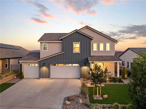 28528 Wildflower Ter, Castaic, CA, 91384-2928 | Card Image