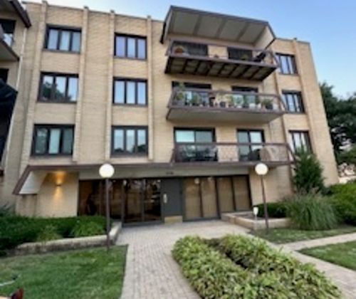 unit-304-7710 Dempster St, Morton Grove, IL, 60053-1831 | Card Image
