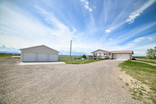 930 Luebbe Rd, Ulm, MT, 59485-9718 | Card Image