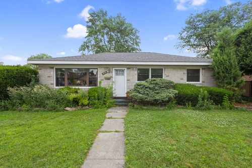 10741 Mason Ave, Chicago Ridge, IL, 60415-2233 | Card Image