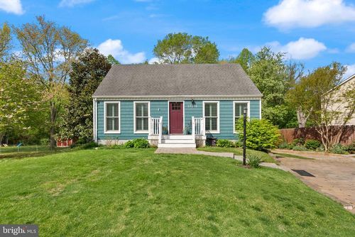 13736 Mahoney Dr, WOODBRIDGE, VA, 22193-4450 | Card Image