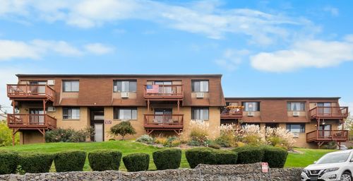 273 Richard Ct, Pomona, NY, 10970-2305 | Card Image