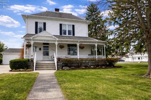 201 E Water St, Oak Harbor, OH, 43449-1452 | Card Image