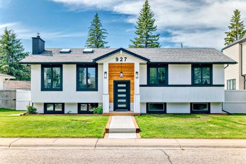 927 120 Ave Se, Calgary, AB, T2J2K8 | Card Image