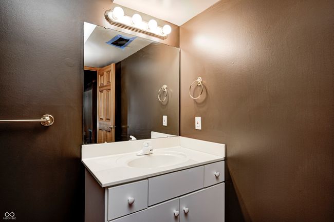 2009 W 250 N, House other with 4 bedrooms, 6 bathrooms and null parking in Lebanon IN | Image 51