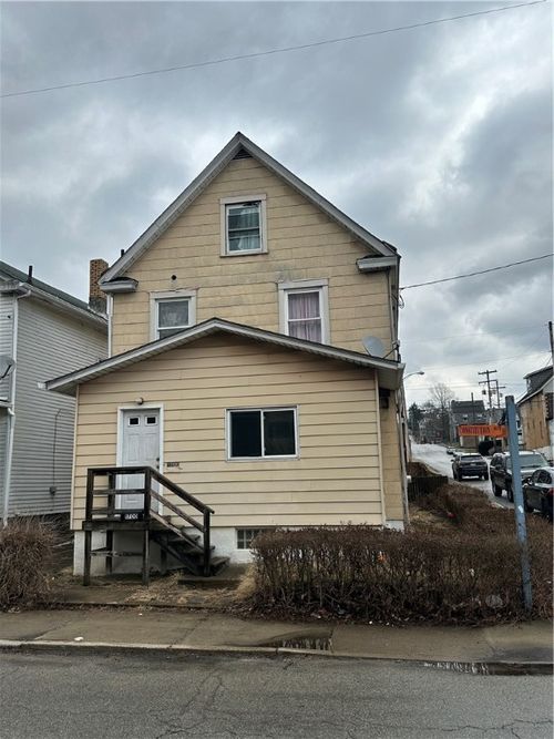 1700 Constitution Blvd, Arnold, PA, 15068-4312 | Card Image