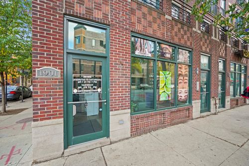 1-1901 W Chicago Ave, Chicago, IL, 60622-7863 | Card Image