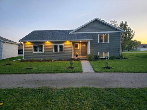2028 Nelson Dr, Thief River Falls, MN, 56701-3800 | Card Image
