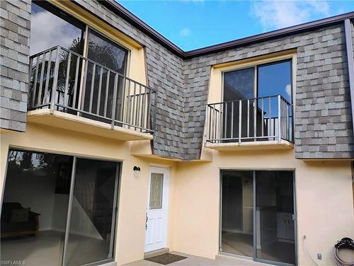 apt-3-3290 Sandlewood Ln, FORT MYERS, FL, 33907-4649 | Card Image