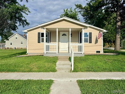 219 N Moulton St, Perryville, MO, 63775-1547 | Card Image