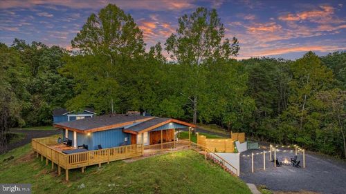 319 Lake Dr, LURAY, VA, 22835-2752 | Card Image