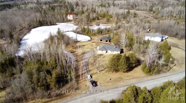 3617 Vaughan Side Rd, House other with 3 bedrooms, 2 bathrooms and 10 parking in Carp ON | Image 29