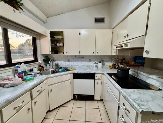 3280 Gopher Hl, House other with 3 bedrooms, 2 bathrooms and null parking in China Grove TX | Image 18