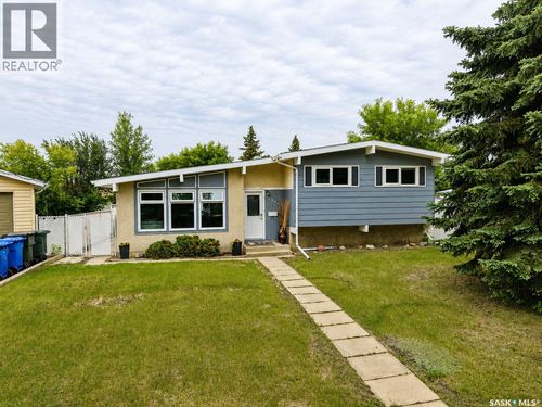 1269 Gillmor Cres, Prince Albert, SK, S6V6A8 | Card Image