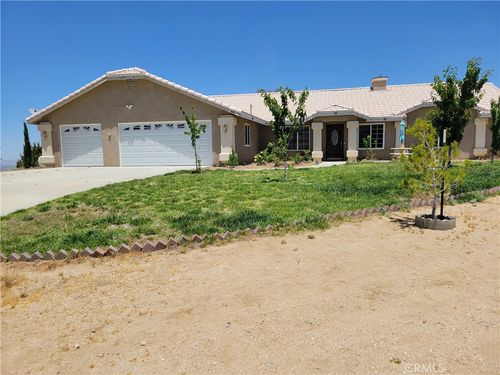 8477 Malpaso Rd, Pinon Hills, CA, 92372-9291 | Card Image