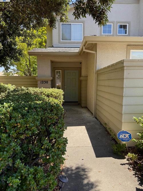 1230 Sutter Creek Ln, San Ramon, CA, 94583-2675 | Card Image