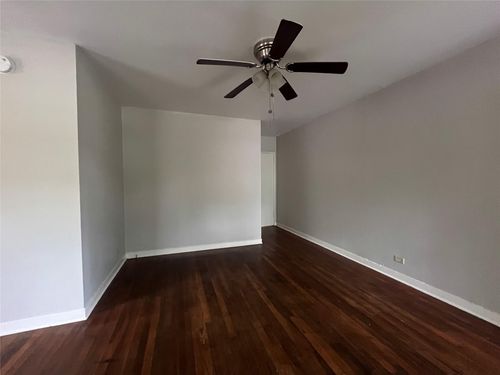 2308 8th St, Bay City, TX, 77414-5210 | Card Image