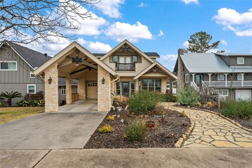 507 W Lake Shore Dr, Livingston, TX, 77351-8649 | Card Image