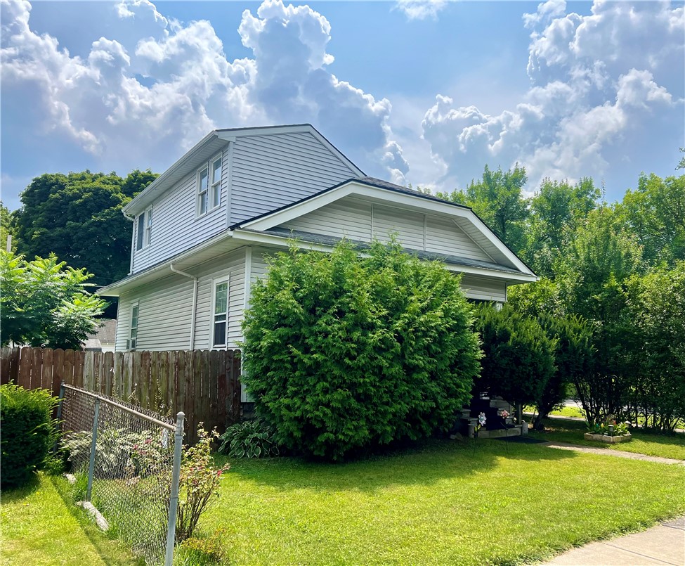 Farragut St, Rochester, NY 14611