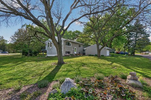 11501 Red Fox Dr, Maple Grove, MN, 55369-6334 | Card Image