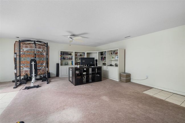 Walk-out basement | Image 35