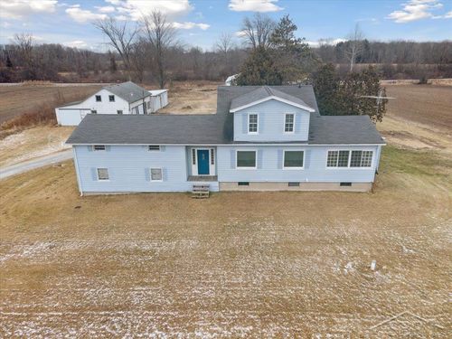 5440 N Huron Rd, Pinconning, MI, 48650-6400 | Card Image
