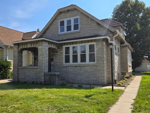 2612 S 20th St, Milwaukee, WI, 53215-3015 | Card Image