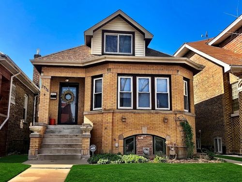 2936 Kostner Ave, Chicago, IL, 60641-5347 | Card Image