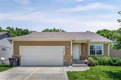 717 Samantha Ln, Belton, MO, 64012-2341 | Card Image