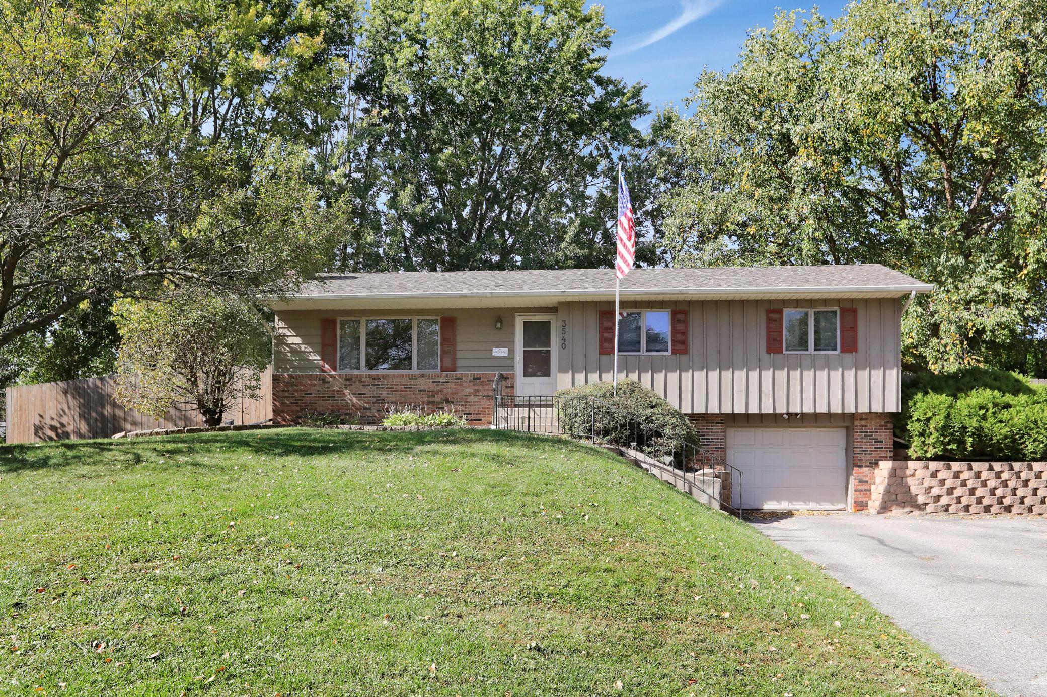 Malcolm Ave, Hastings, MN 55033