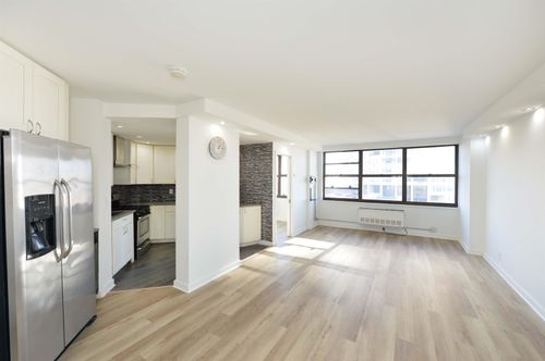 apt-21b-7002 Kennedy Blvd E, Guttenberg, NJ, 07093-4920 | Card Image