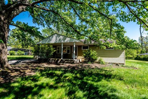 800 Florence Ave, Loveland, OH, 45140-2559 | Card Image