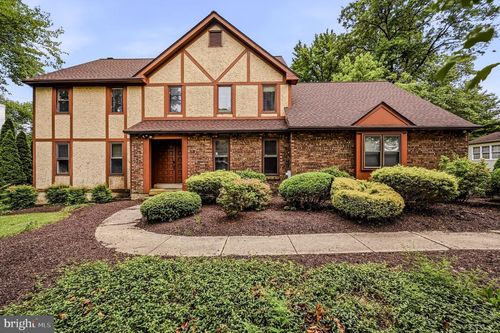 4554 Simon Rd, Wilmington, DE, 19803-3910 | Card Image