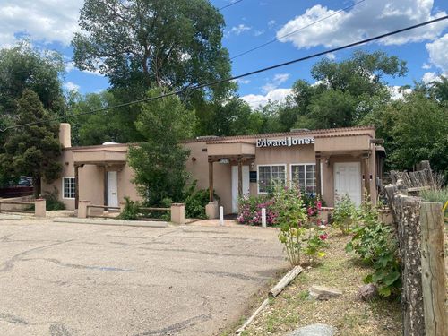 707 Paseo Del Pueblo Sur, Taos, NM, 87571-5997 | Card Image