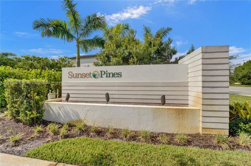 242 Sw 159th Ln, Pembroke Pines, FL, 33027-5063 | Card Image