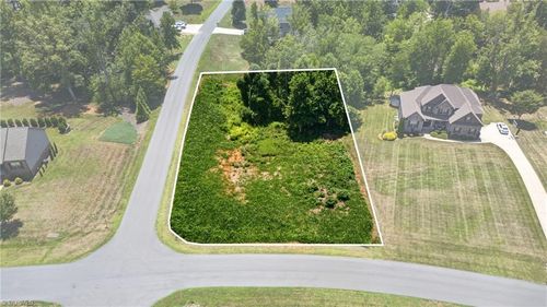 8416 Cripplegate Trce, Browns Summit, NC, 27214-9089 | Card Image