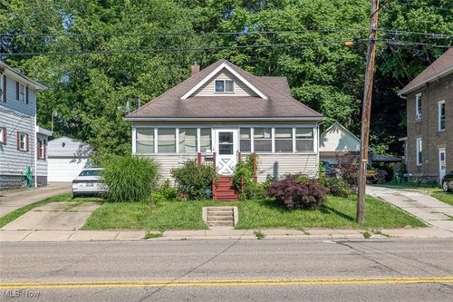 170 W State Street, Barberton, OH, 44203 | Card Image