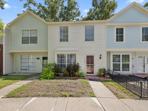 1728 Mill Run Cir, TAMPA, FL, 33613-4162 | Card Image