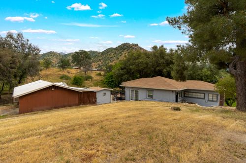 35228 Lenard Road, Springville, CA, 93265 | Card Image