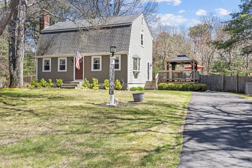 57 Dorothy Dr, Plymouth, MA, 02360-6231 | Card Image