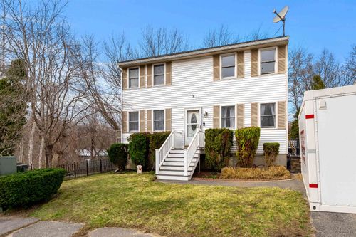 31 Peoples Pl, Haverhill, MA, 01832-3656 | Card Image