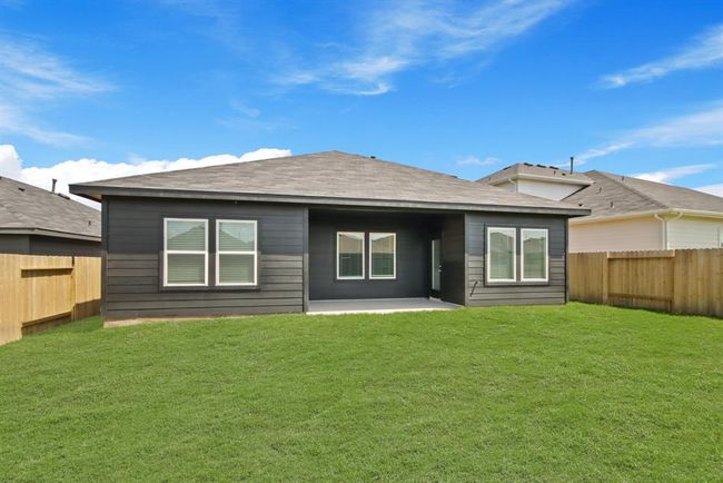 Fantastic Back Yard with Useful Covered Patio! | Image 36