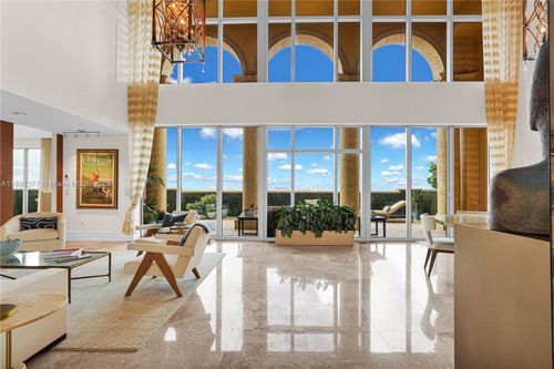 ph7-3501 N Ocean Dr, Hollywood, FL, 33019-3813 | Card Image