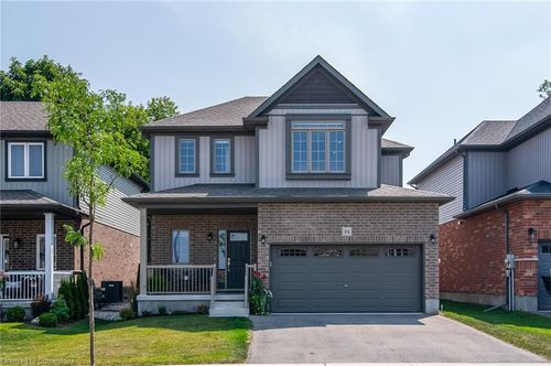 164 Snyder Ave N, Elmira, ON, N3B0C9 | Card Image