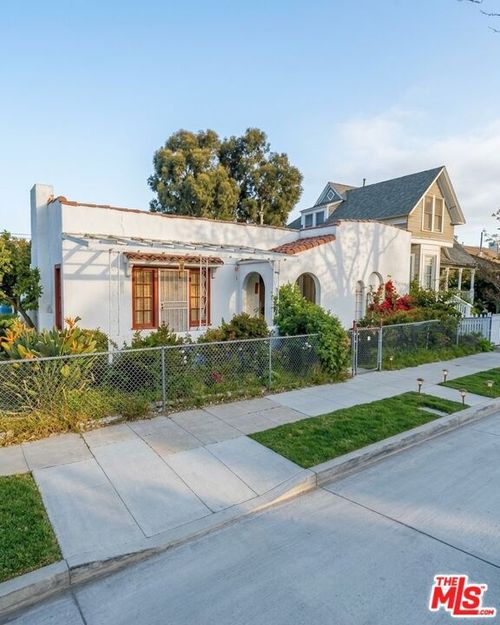 1289-1289 W 22nd St, Los Angeles, CA, 90007-1764 | Card Image