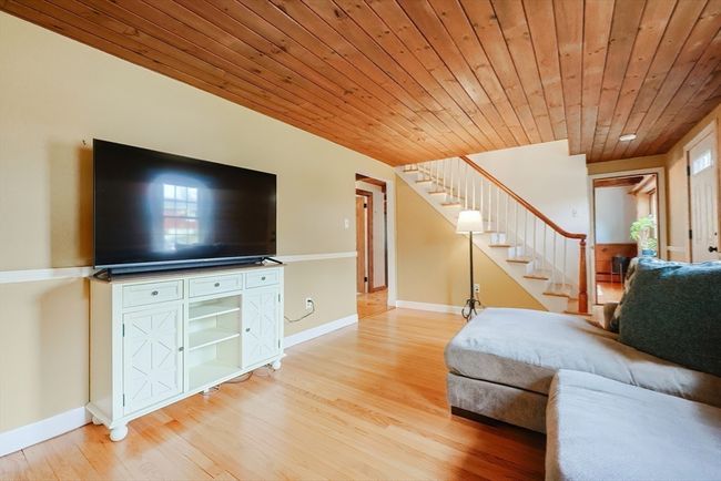 3 Squire Ln, House other with 3 bedrooms, 2 bathrooms and 6 parking in Bellingham MA | Image 23